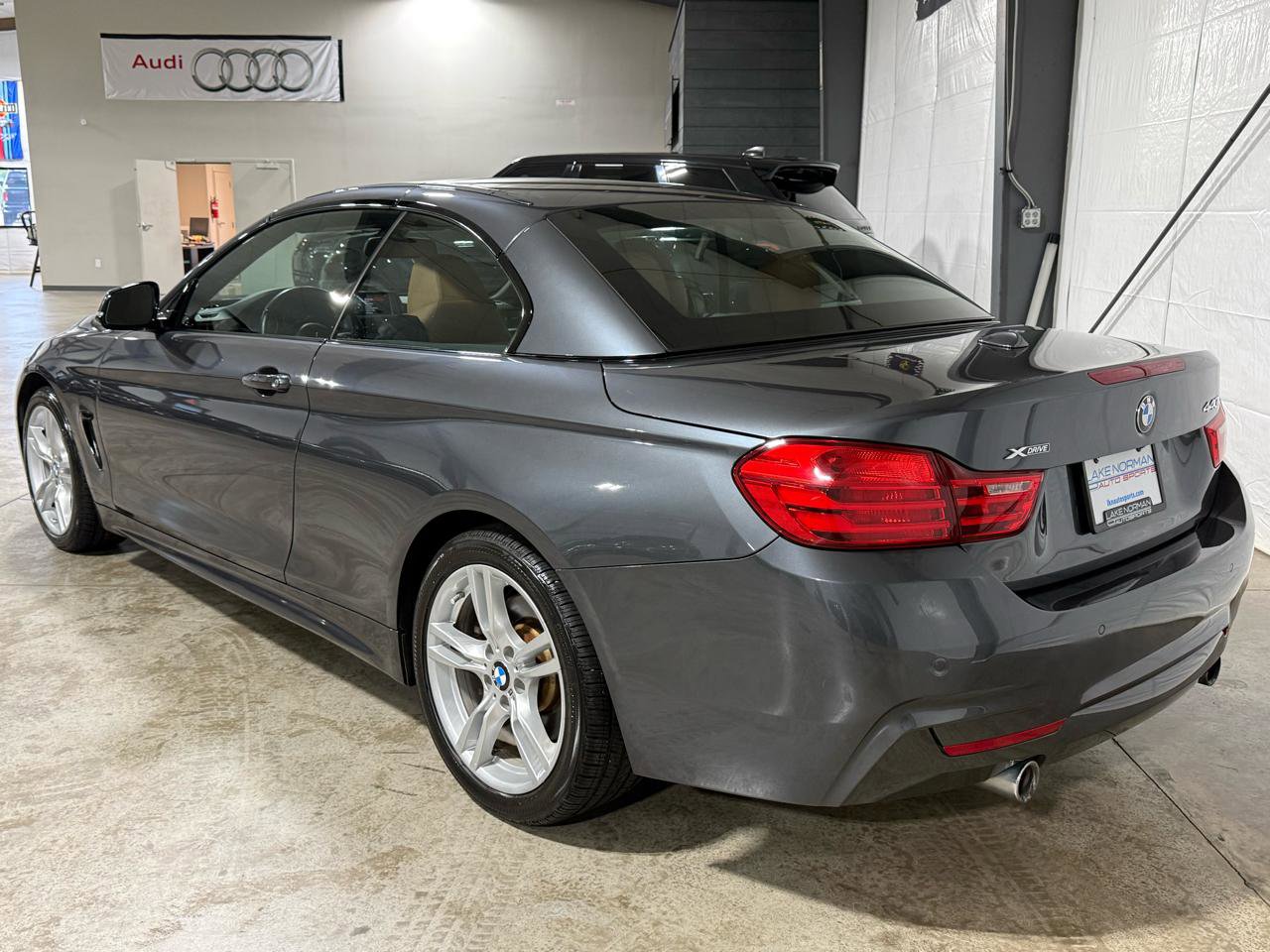 Used 2017 BMW 440i xDrive Convertible AWD/4WD image 12