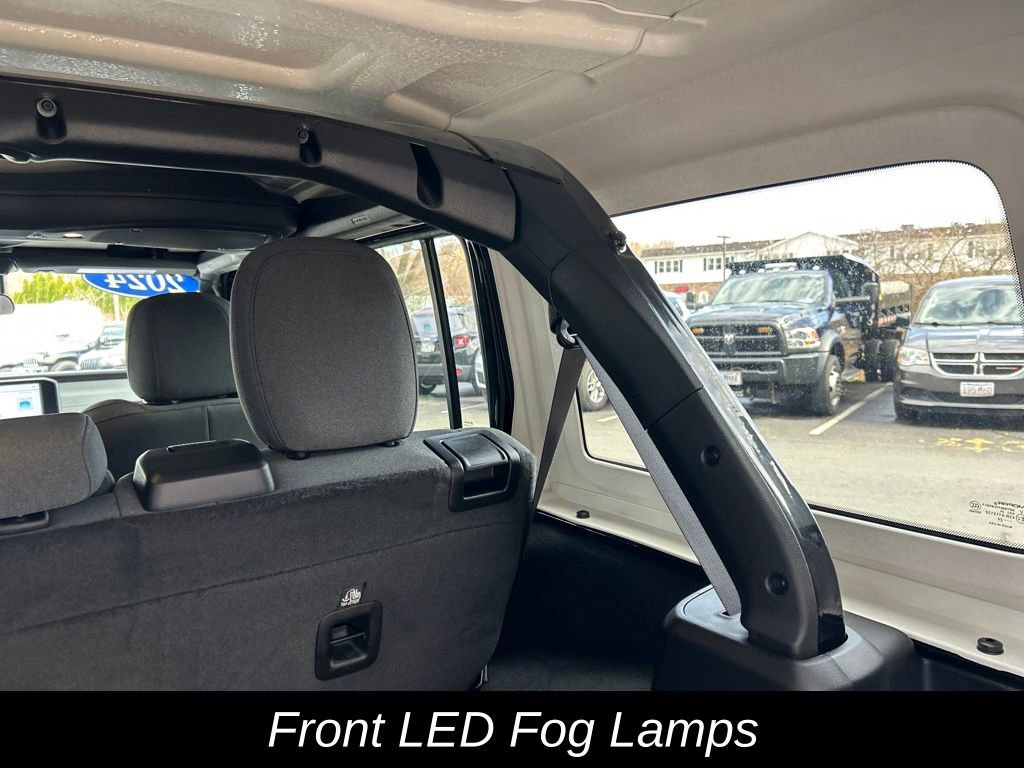 Used 2024 Jeep Wrangler Unlimited image 27