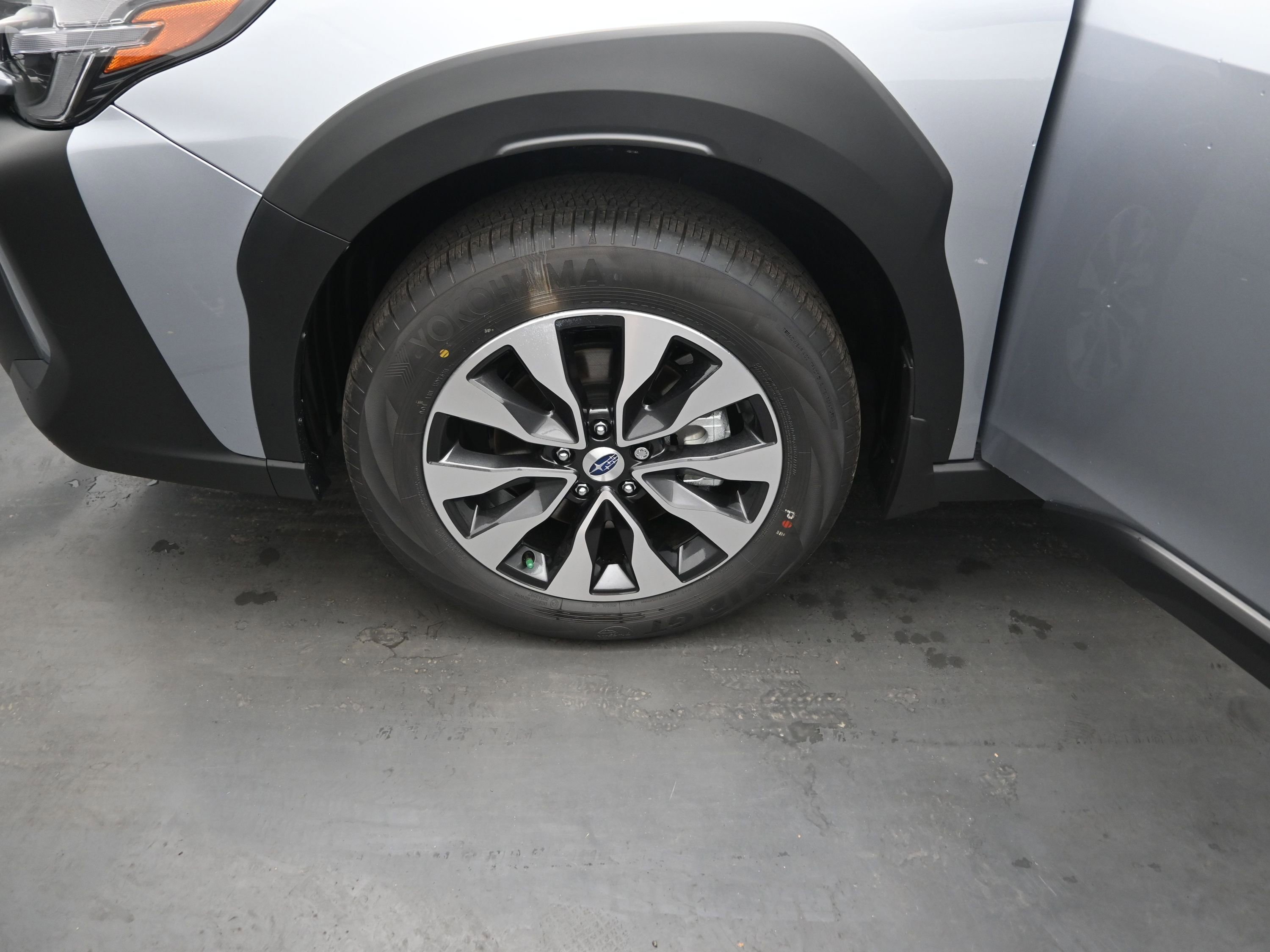 New 2025 Subaru Outback Touring XT image 21