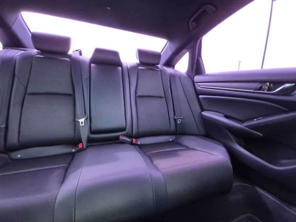 Used 2022 Honda Accord Sport image 6