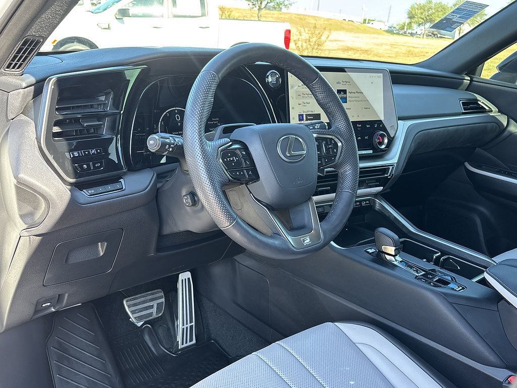 Used 2025 Lexus TX 350 AWD w/ Technology Package image 13