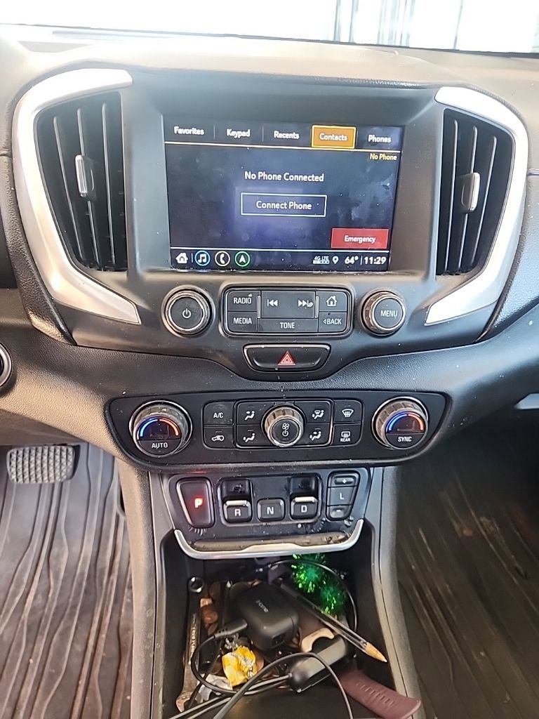 Used 2018 GMC Terrain SLE w/ Driver Convenience Package FWD image 2