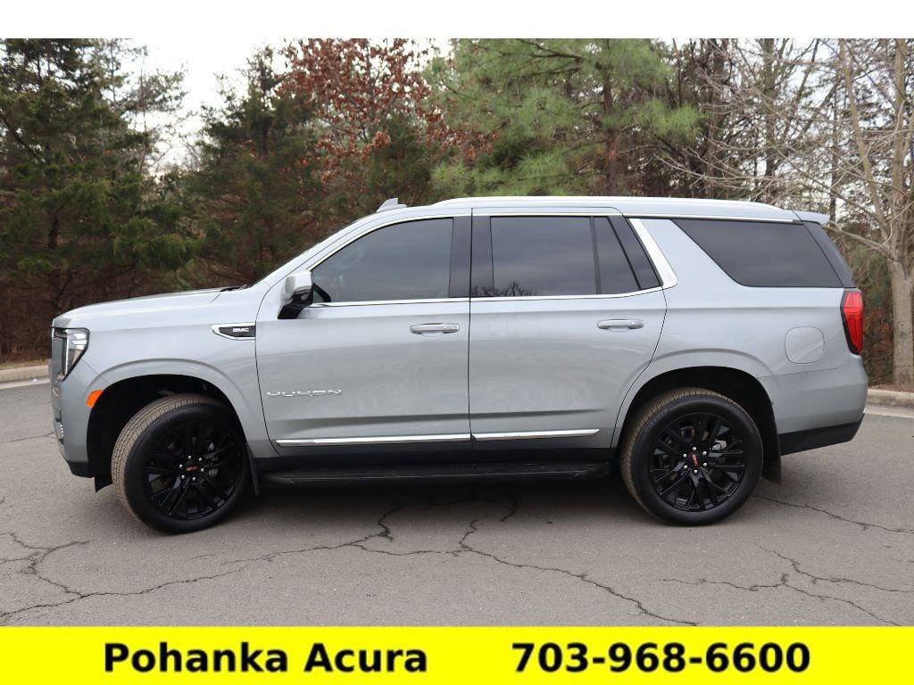 Used 2024 GMC Yukon SLT w/ SLT Premium Package image 4