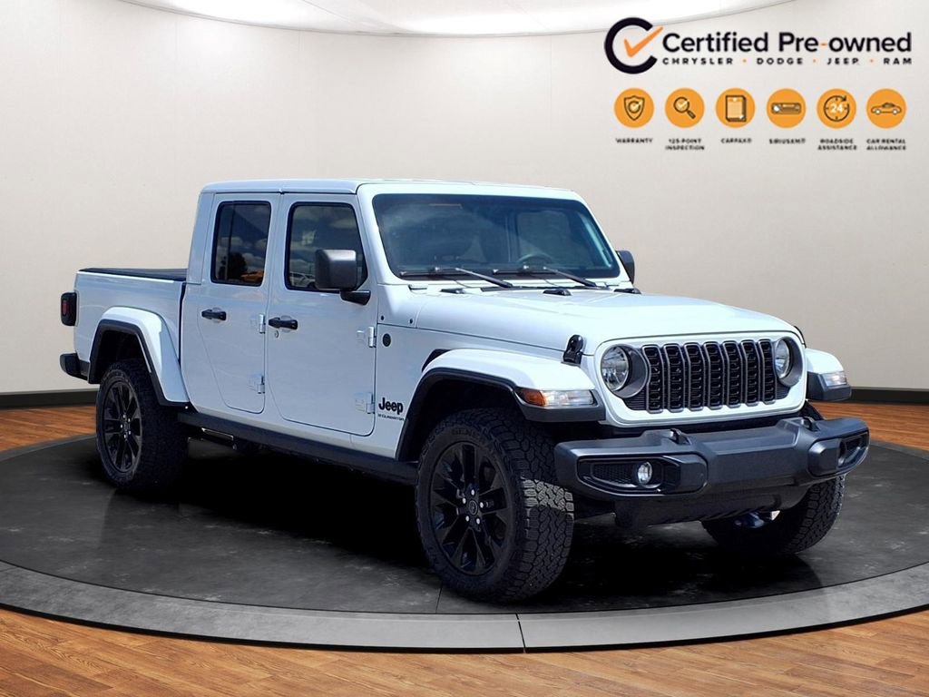 Used 2025 Jeep Gladiator Sport AWD/4WD image 22