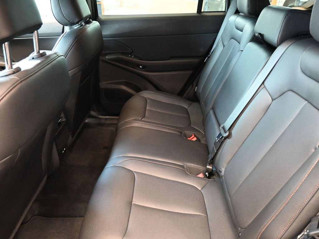 New 2026 Jeep Cherokee Limited image 5