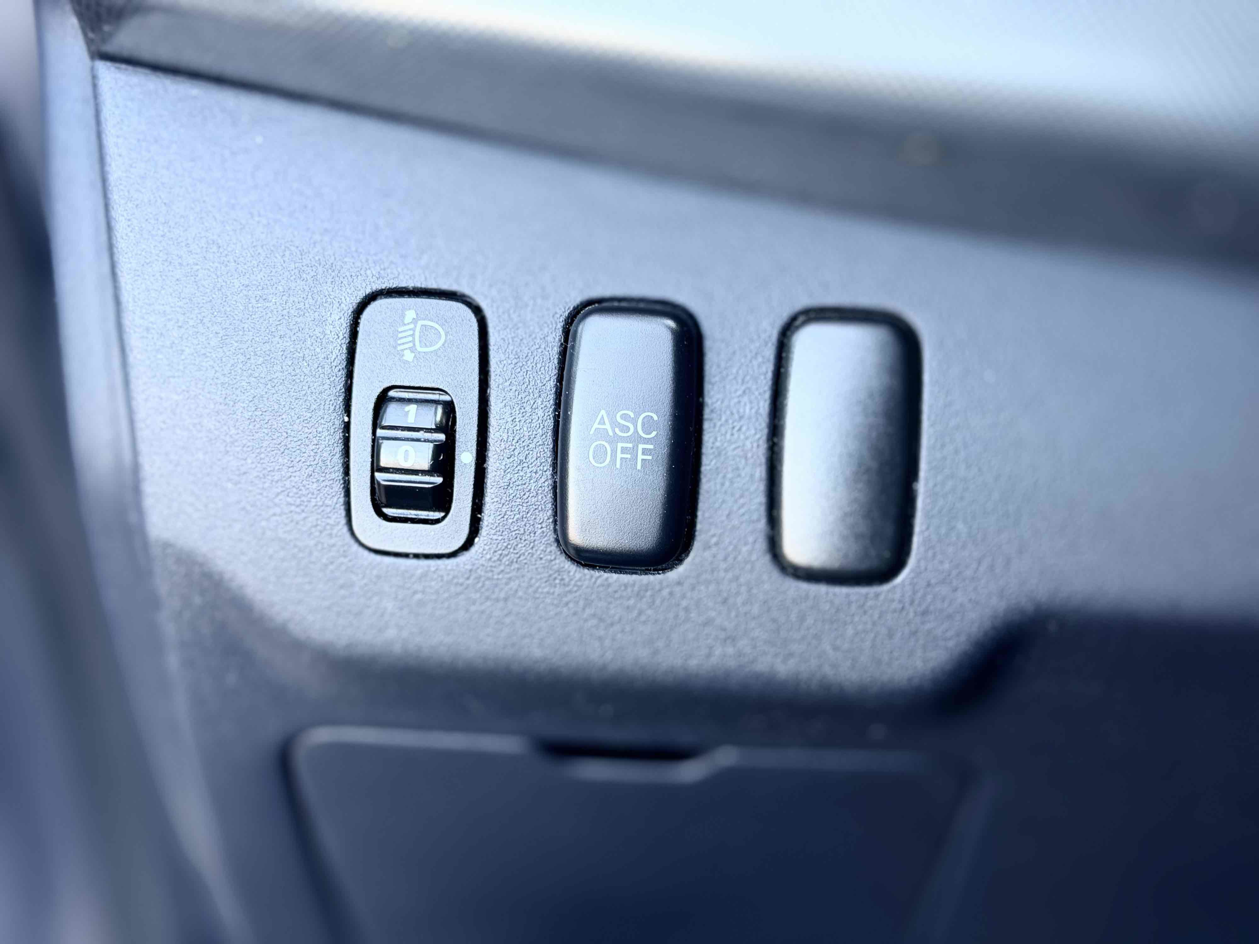 Used 2008 Mitsubishi Lancer Evolution GSR image 28