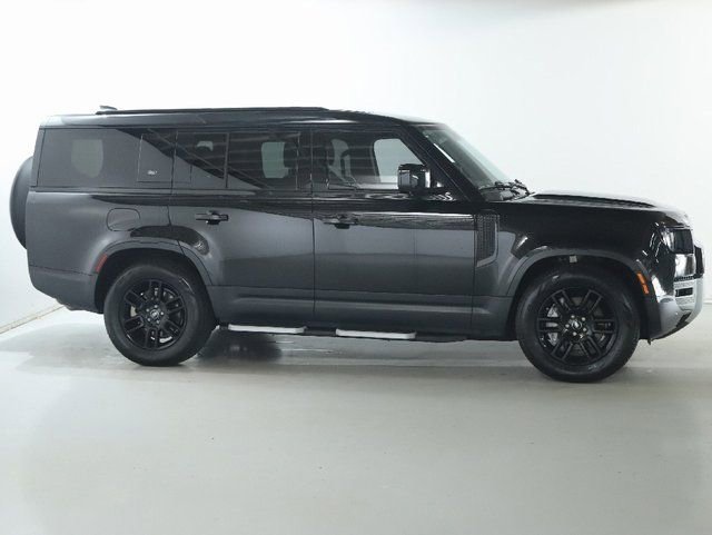 Certified 2023 Land Rover Defender 130 SE AWD/4WD image 8
