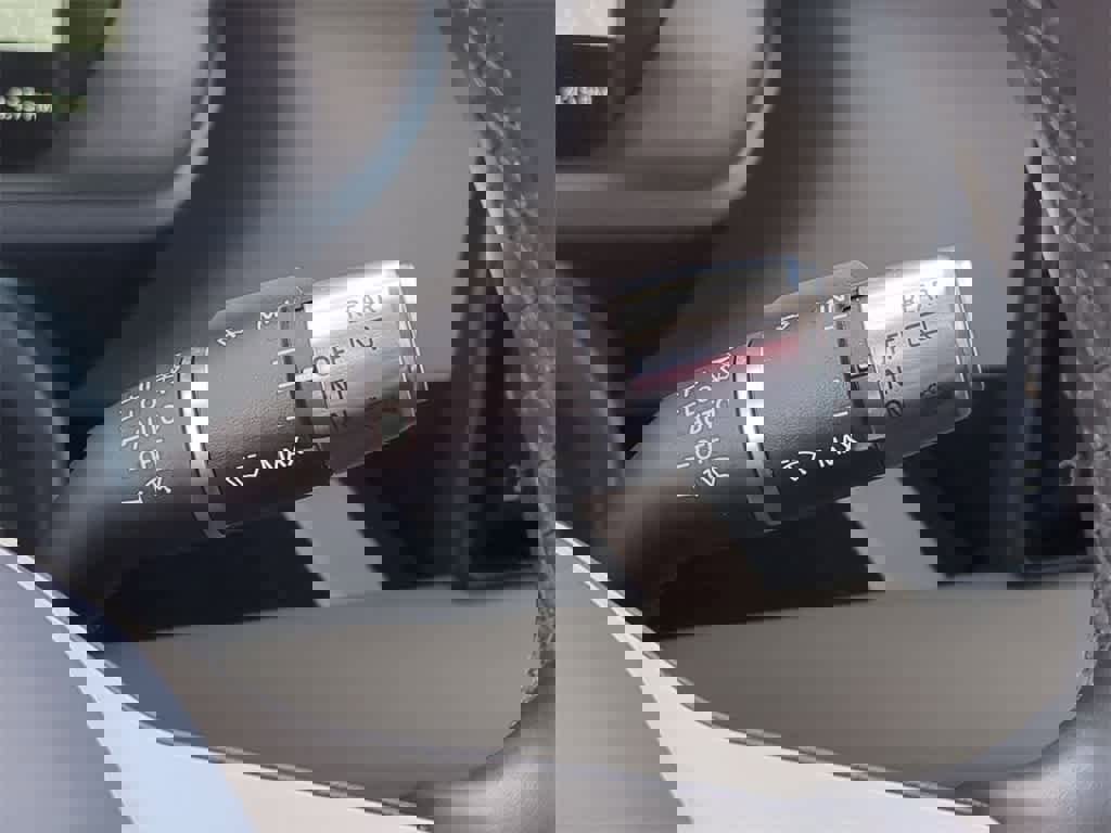 Used 2022 Land Rover Defender 110 SE image 24