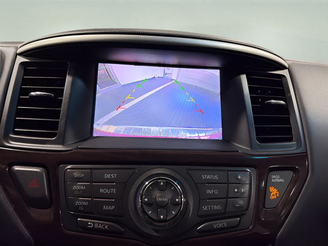 Used 2014 Nissan Pathfinder SL w/ SL Tech Package FWD image 21