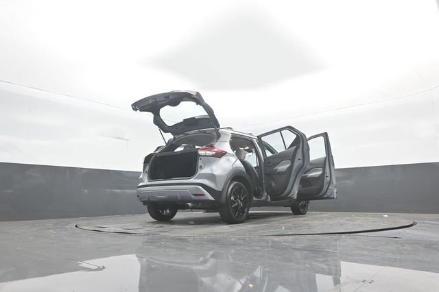 Used 2021 Nissan Kicks SR w/ SR Premium Package image 43