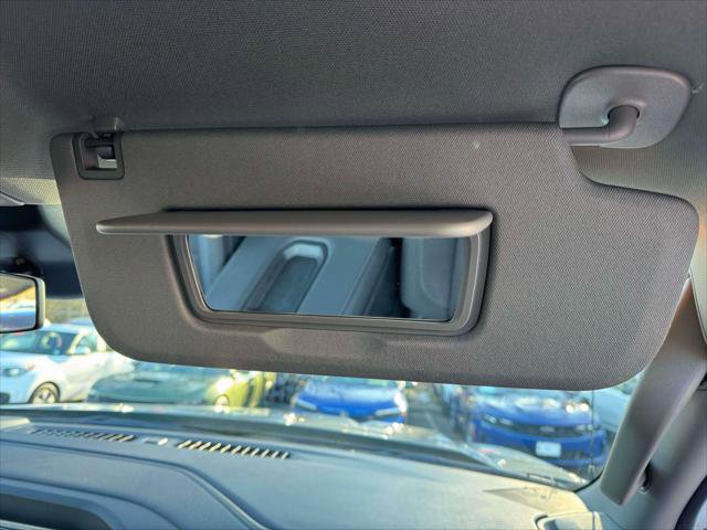 Used 2025 Chevrolet Silverado 1500 LT image 30