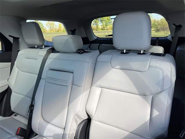New 2026 Ford Explorer Active image 29