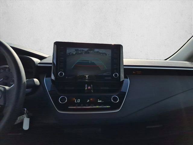 Used 2022 Toyota Corolla LE FWD image 14