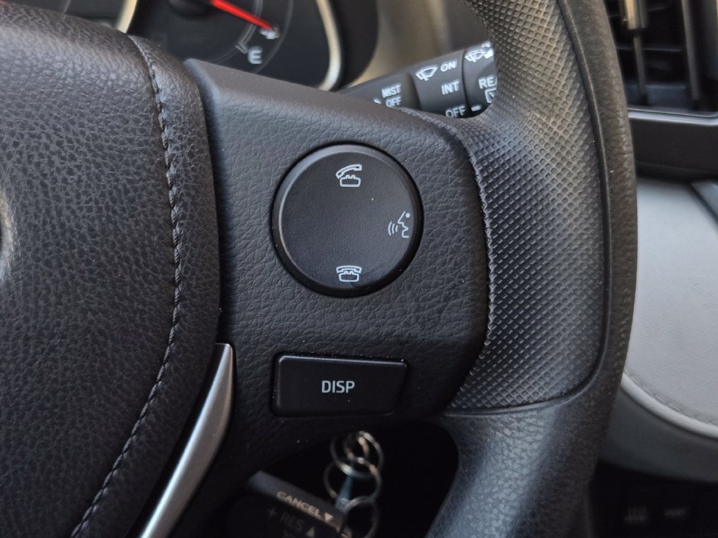 Used 2015 Toyota RAV4 LE AWD/4WD image 21