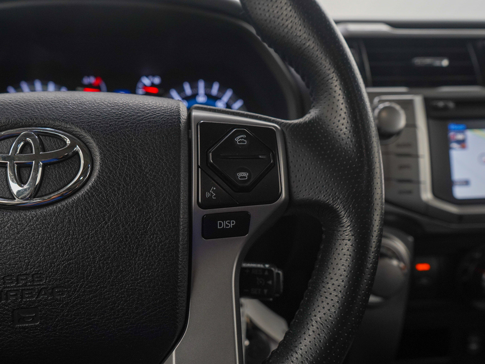 Used 2015 Toyota 4Runner SR5 Premium AWD/4WD image 25