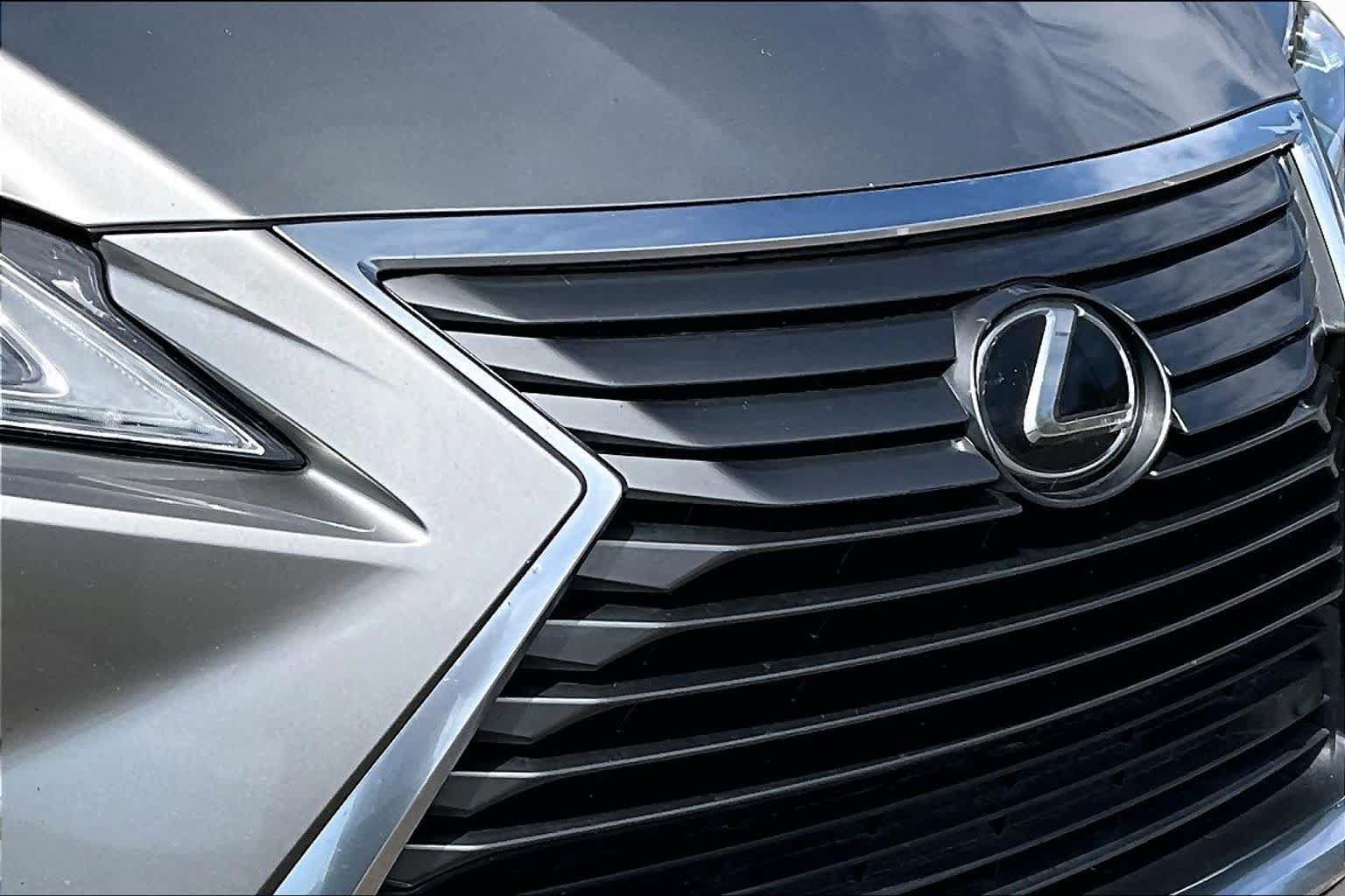 Used 2017 Lexus RX 350 AWD image 30