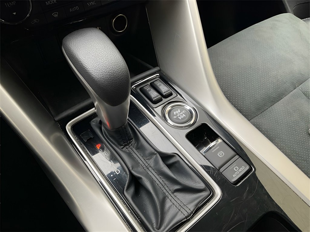 Used 2024 Mitsubishi Eclipse Cross SE image 24