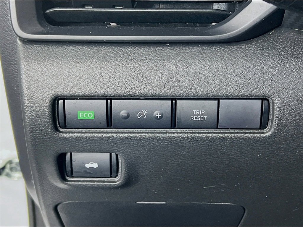 Used 2024 Nissan Sentra S image 18