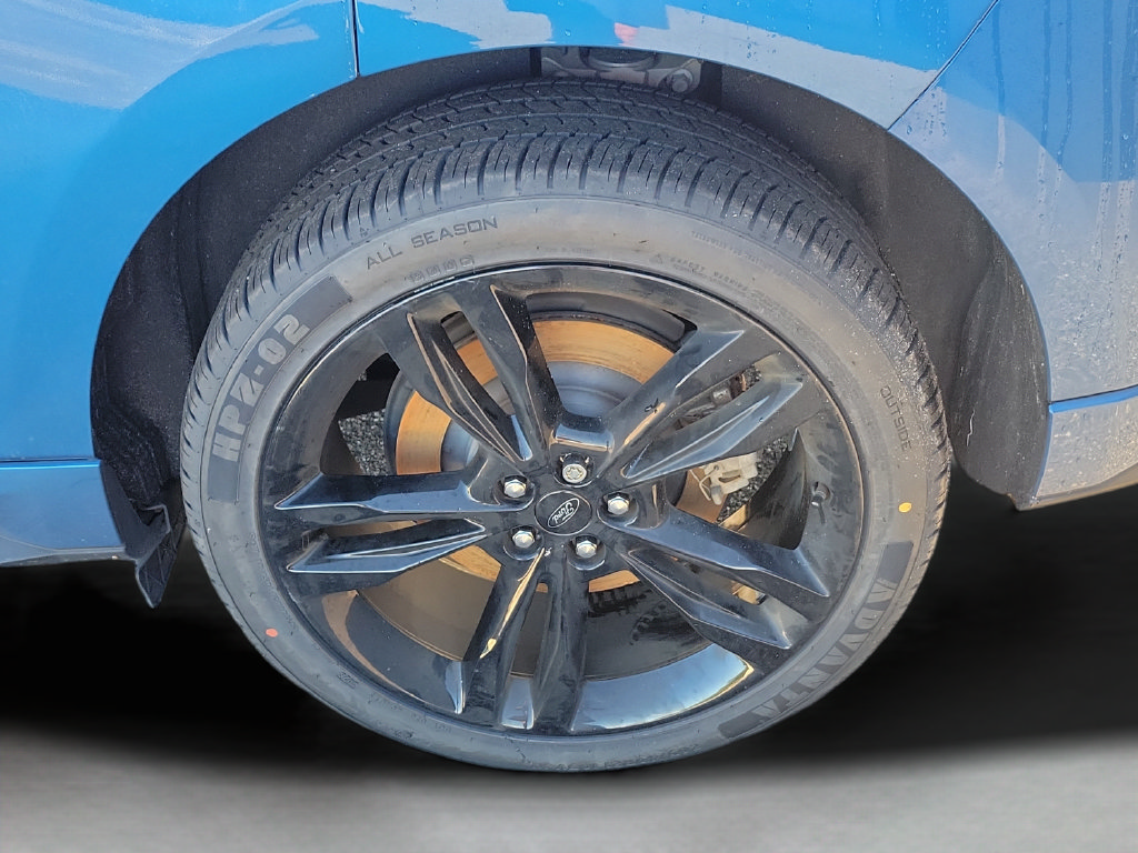Used 2019 Ford Edge ST w/ Equipment Group 401A AWD/4WD image 8