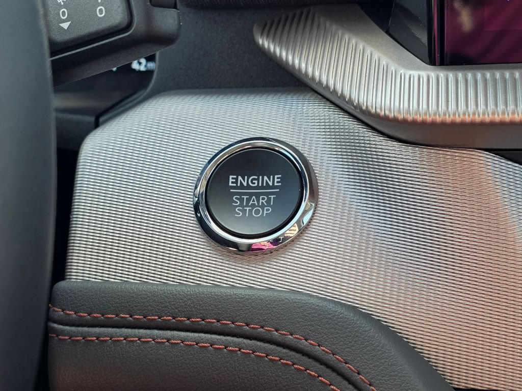 New 2025 Ford Explorer Active AWD/4WD image 49