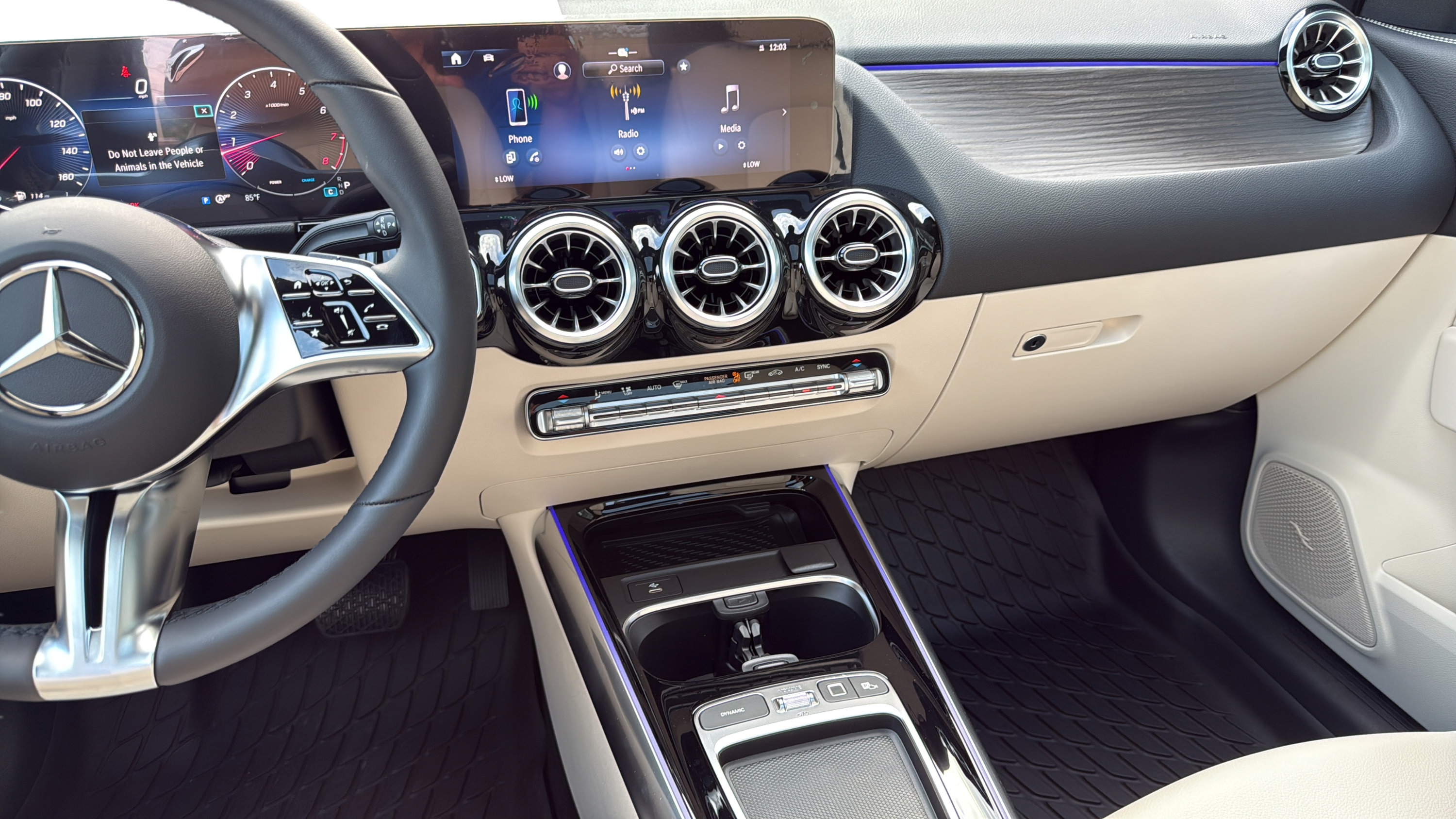 New 2026 Mercedes-Benz GLA 250 image 34