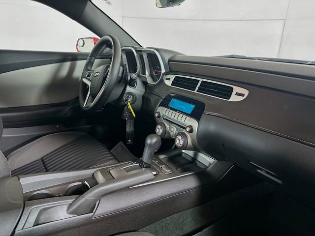 Used 2015 Chevrolet Camaro LS image 26