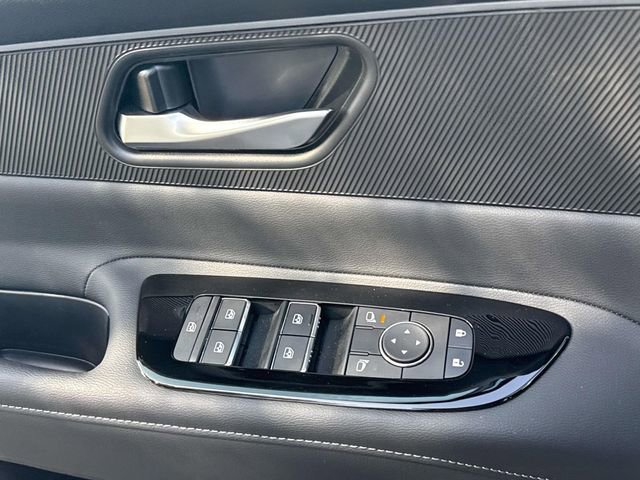 Certified 2025 Nissan Murano SV image 27