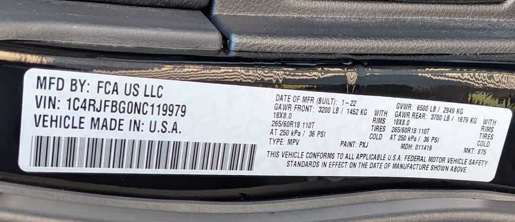 Certified 2022 Jeep Grand Cherokee Limited w/ Trailer Tow Group IV AWD/4WD image 32
