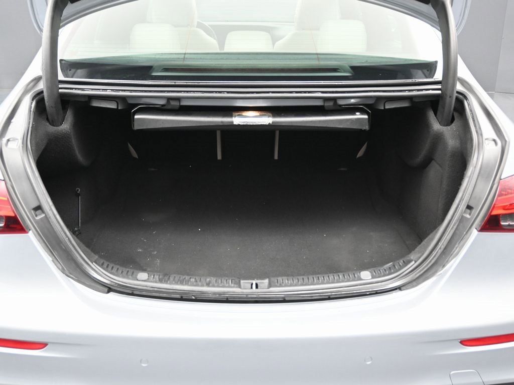 Used 2022 Mercedes-Benz E 350 Sedan image 18