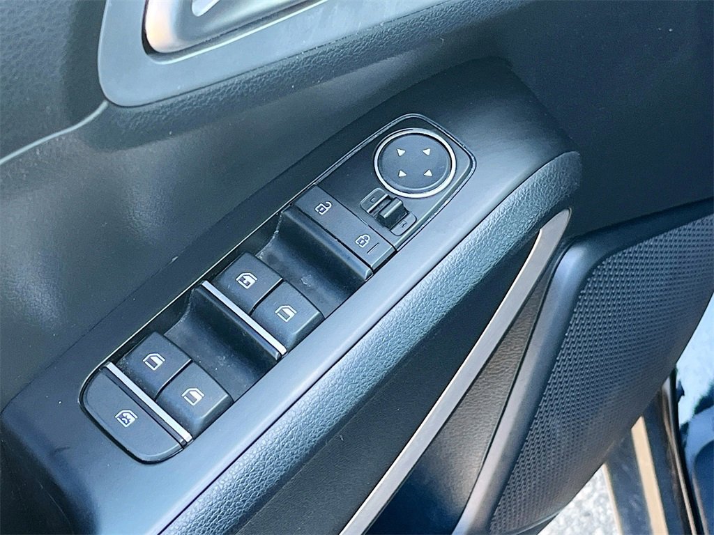 Used 2023 Kia Soul LX w/ LX Technology Package image 17