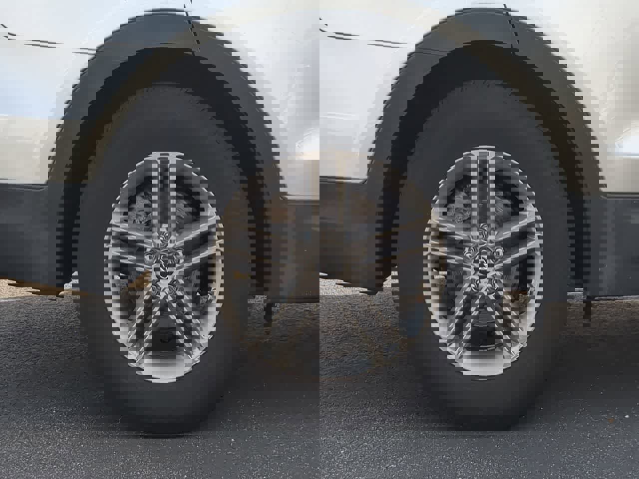 Used 2017 Hyundai Santa Fe Sport image 14