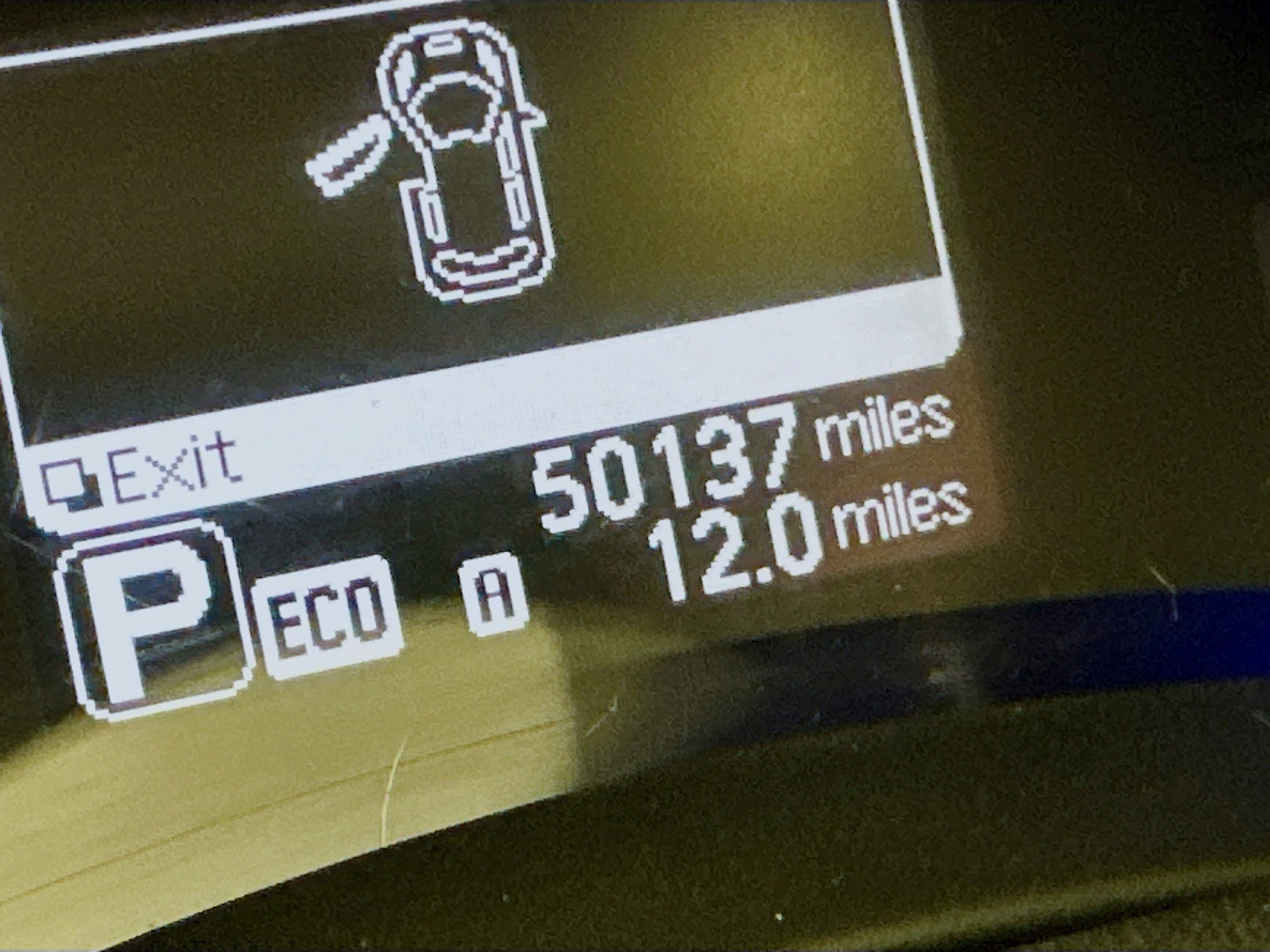 Used 2015 Nissan Leaf SL FWD image 19