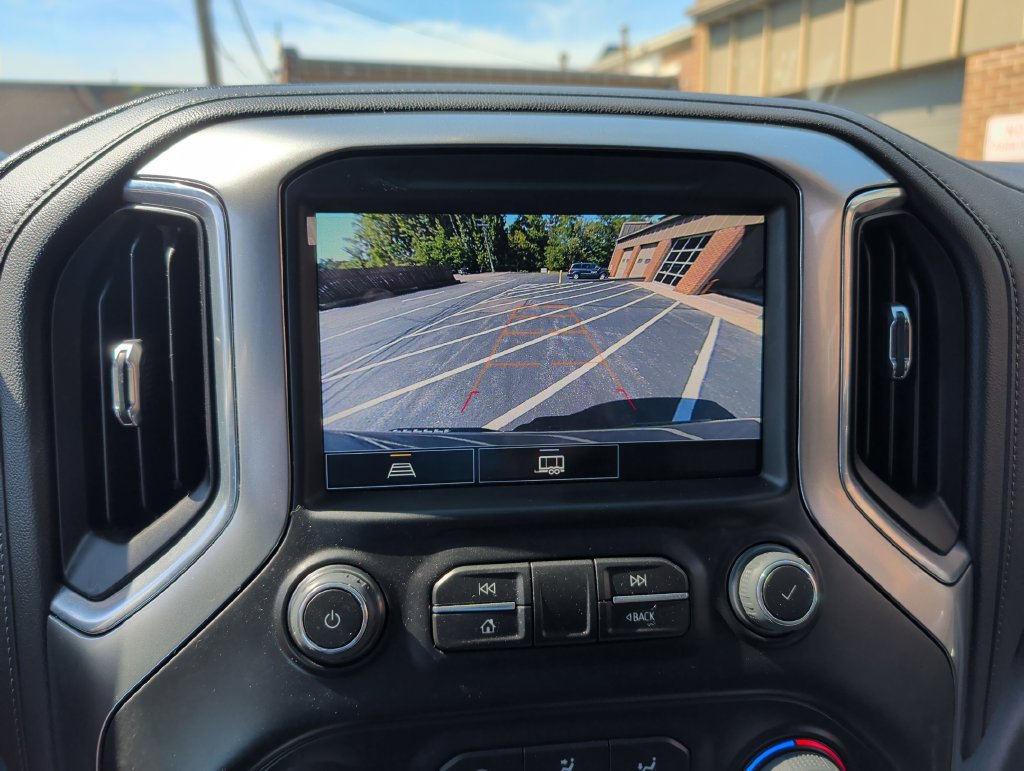 Used 2022 Chevrolet Silverado 1500 LT Trail Boss w/ LT Trail Boss Premium Package AWD/4WD image 23