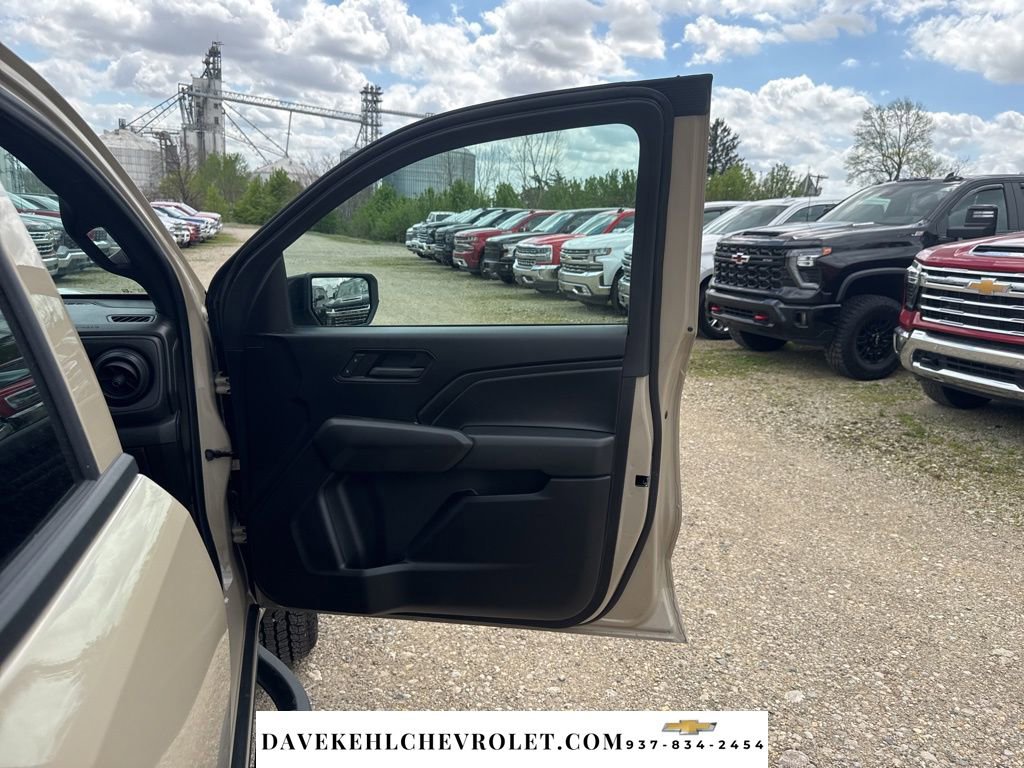 Used 2024 Chevrolet Colorado Trail Boss w/ Technology Package image 25