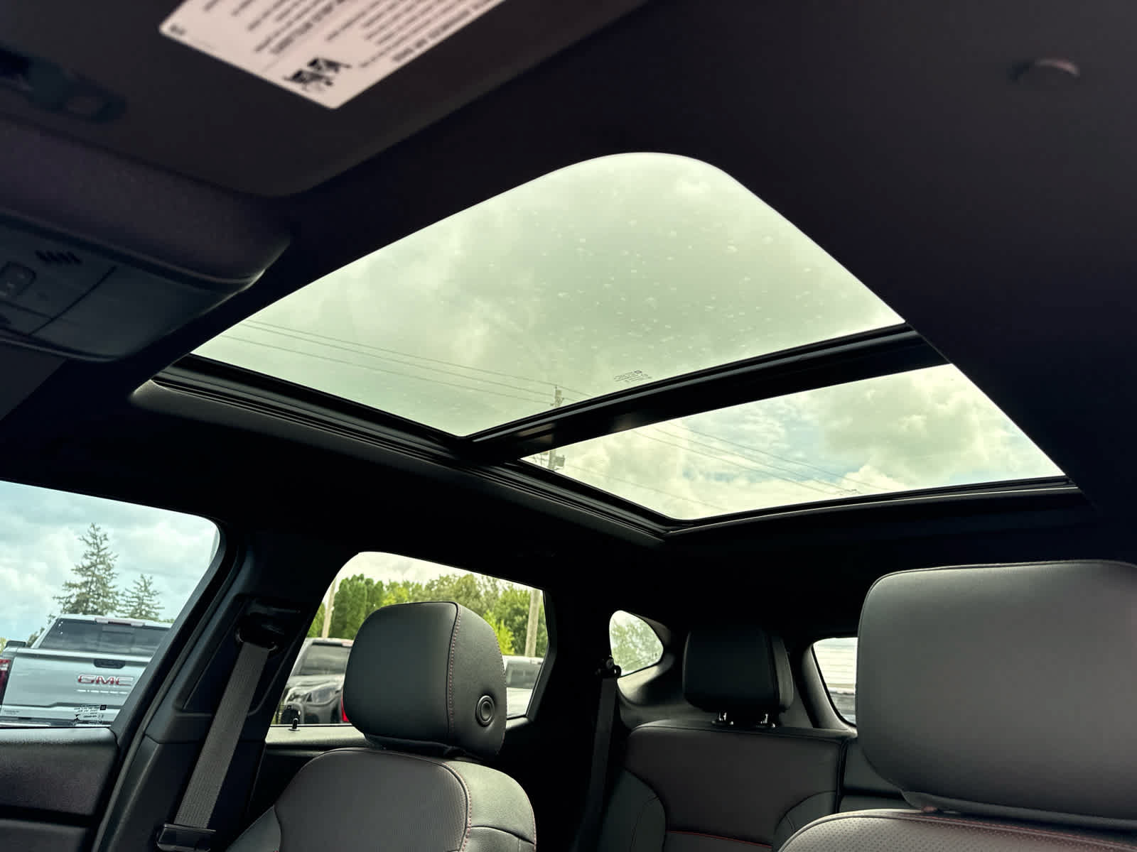 Certified 2023 Chevrolet Blazer RS w/ Enhanced Convenience Package FWD image 23