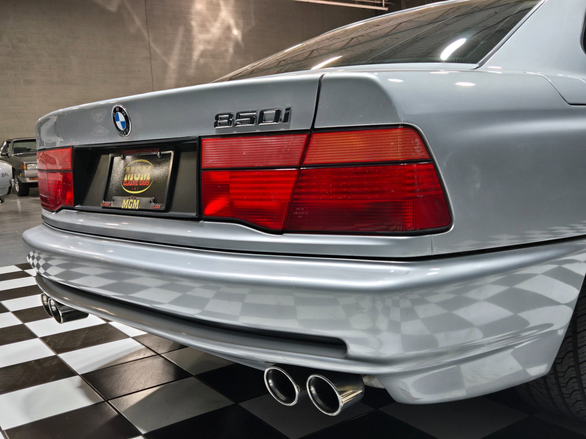 Used 1991 BMW 850i image 6