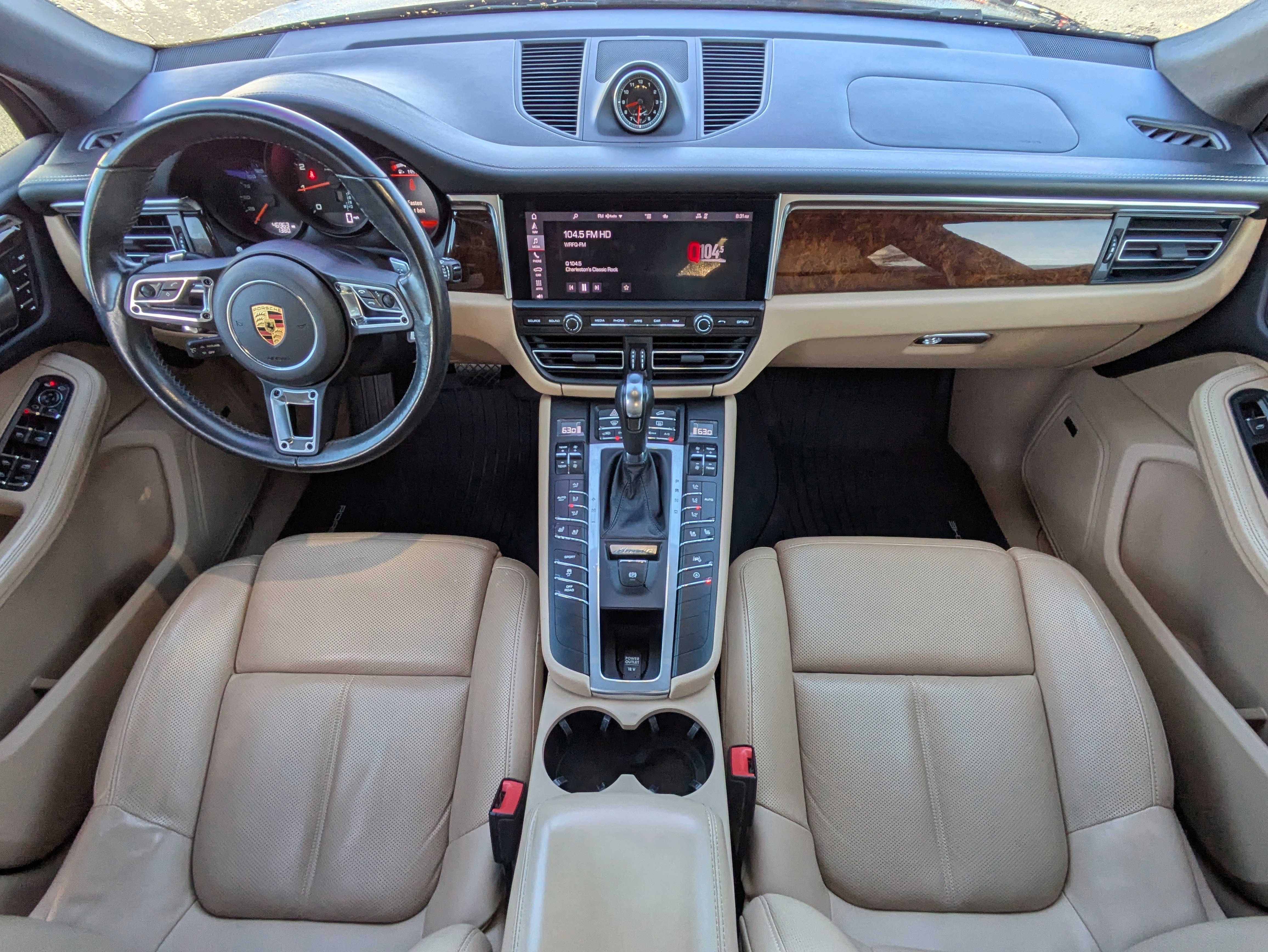 Used 2021 Porsche Macan image 20