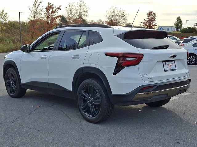 Used 2025 Chevrolet Trax ACTIV w/ Driver Confidence Package image 7