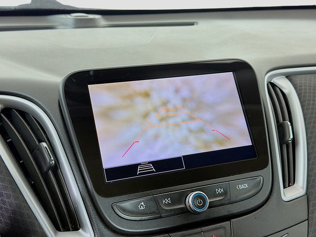 Used 2023 Chevrolet Malibu LT image 29