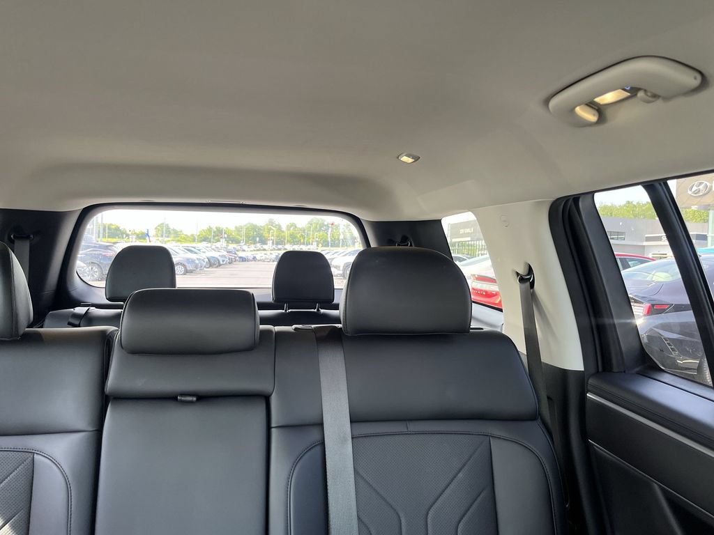 Used 2024 Hyundai Santa Fe SEL FWD image 14