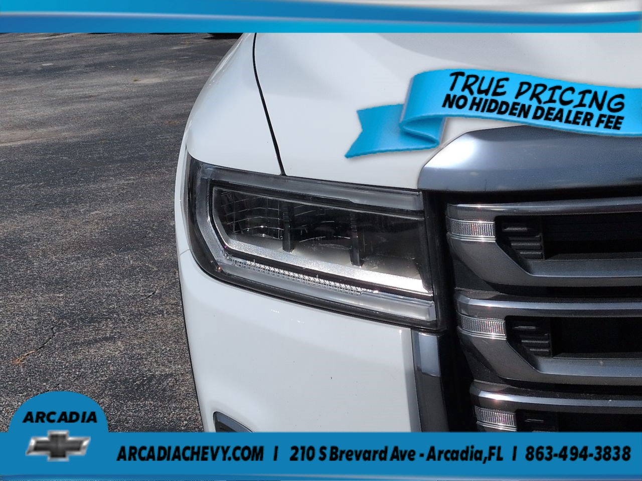 Used 2023 GMC Acadia AT4 AWD/4WD image 10
