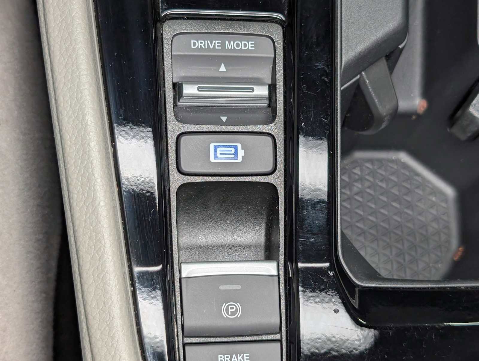 Used 2024 Honda Accord EX-L image 27