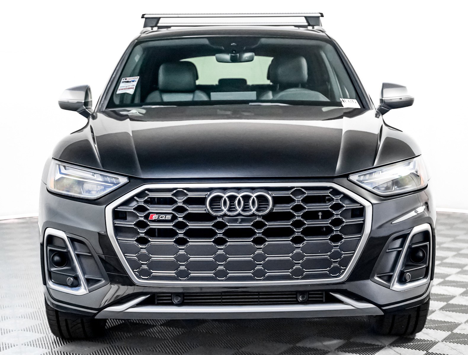 Used 2023 Audi SQ5 Premium Plus w/ Premium Plus Package image 9