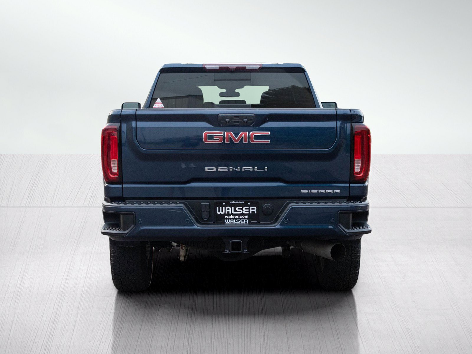 Used 2022 GMC Sierra 3500 Denali AWD/4WD image 4