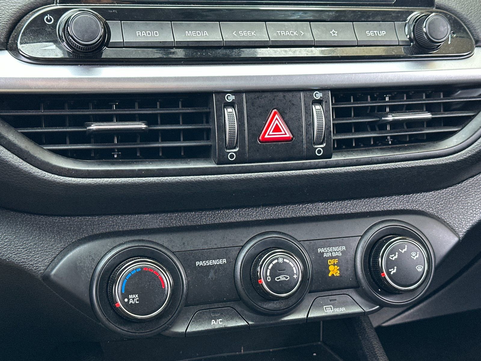 Used 2024 Kia Forte LXS image 18