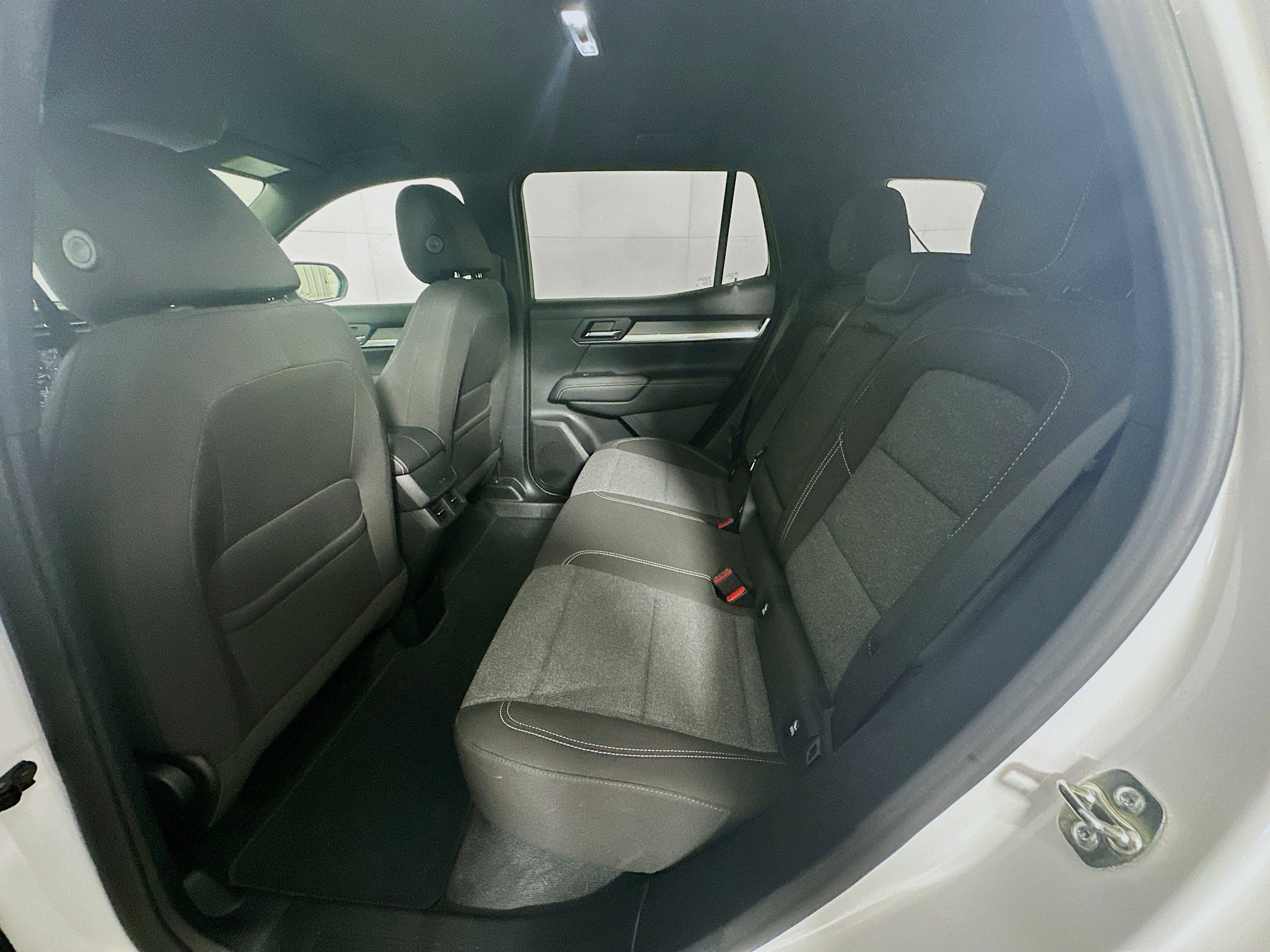 Used 2026 GMC Terrain Elevation FWD image 27