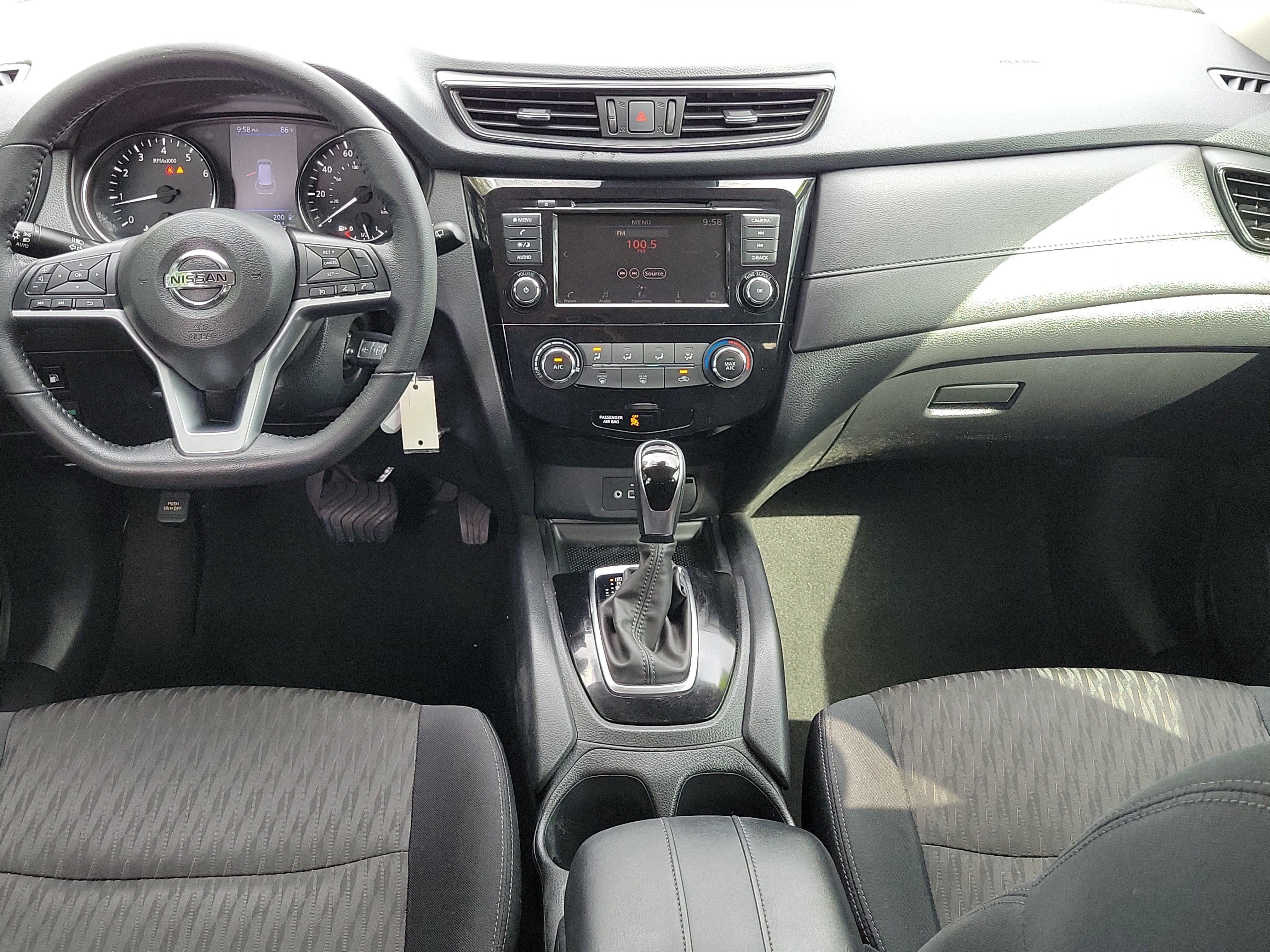Used 2019 Nissan Rogue S w/ Special Edition Package FWD image 15