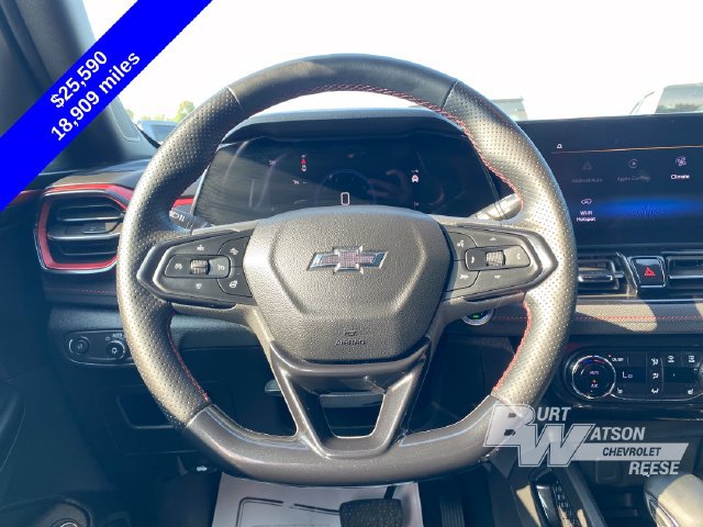 Used 2025 Chevrolet TrailBlazer RS w/ Convenience Package AWD/4WD image 23