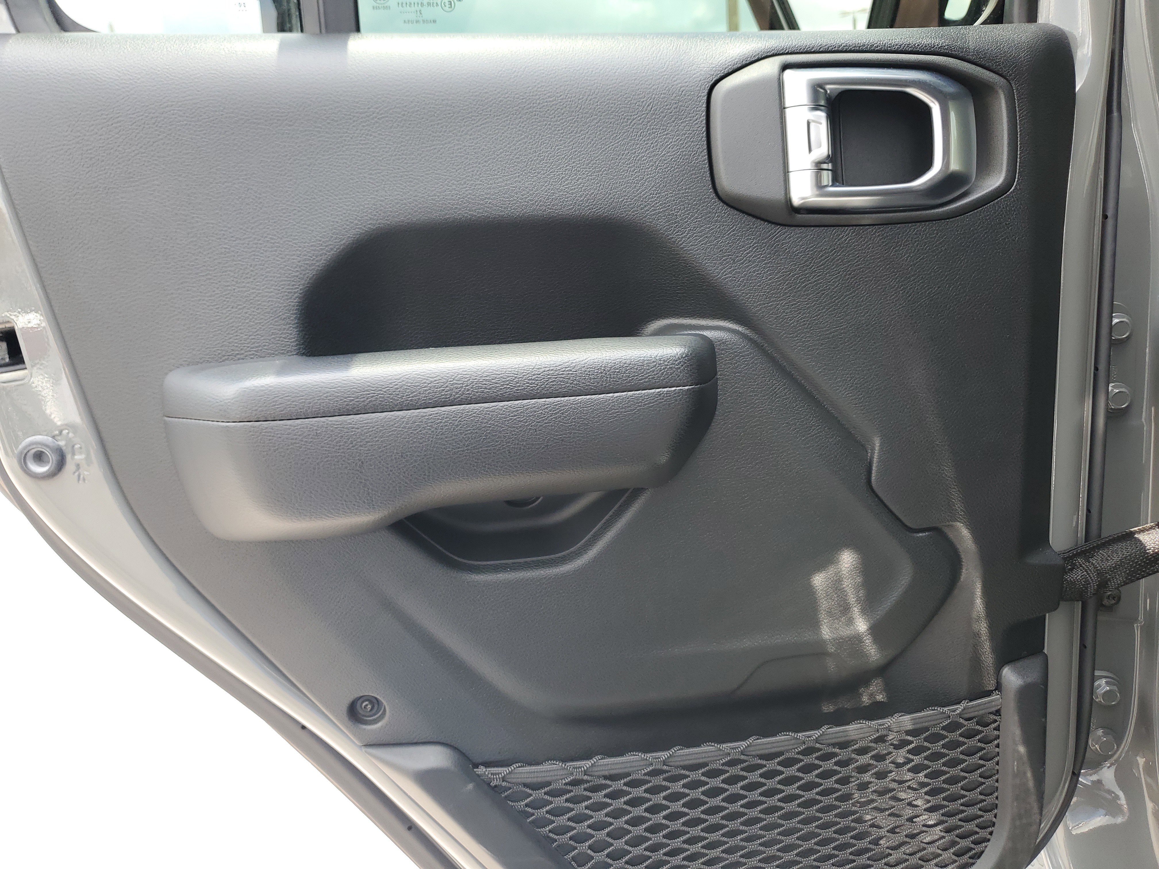 Used 2021 Jeep Wrangler Unlimited Sport image 26