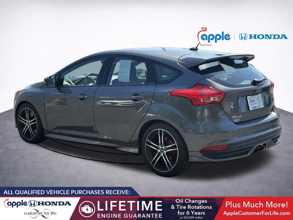 Used 2016 Ford Focus ST w/ Equipment Group 401A FWD image 4
